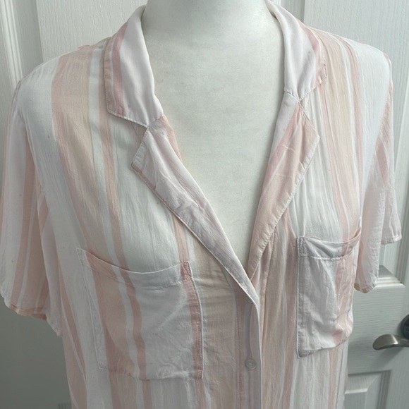 Cloth & Stone Anthropologie Short Sleeve Button Up Collar Pink & White Stripe - Picture 2 of 11